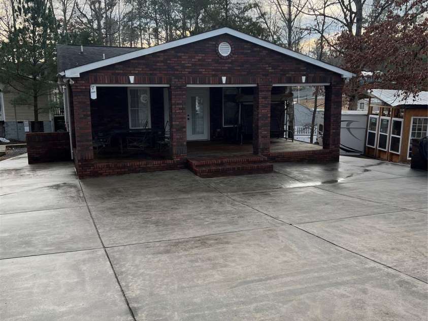 129 Twin Bluff Trail, Mount Gilead, NC 27306.  MLS# CAR4372983, YatesRealty ID 17301. 