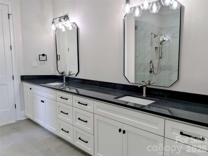 110 Hunts Landing Drive, Mooresville, NC 28117.  MLS# CAR4337376, YatesRealty ID 17302. 