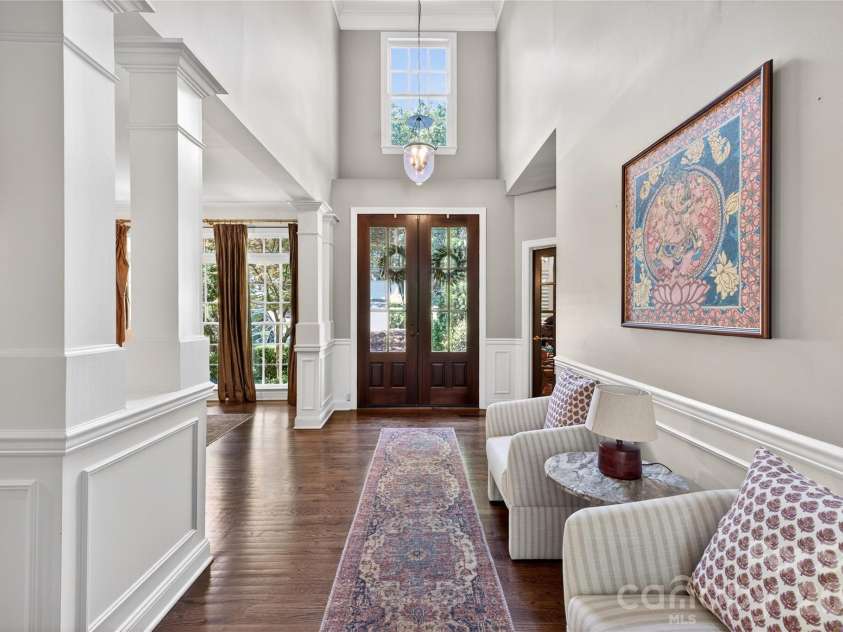 7331 Versailles Lane, Charlotte, NC 28277.  MLS# CAR4375821, YatesRealty ID 17303. 2 Story Foyer