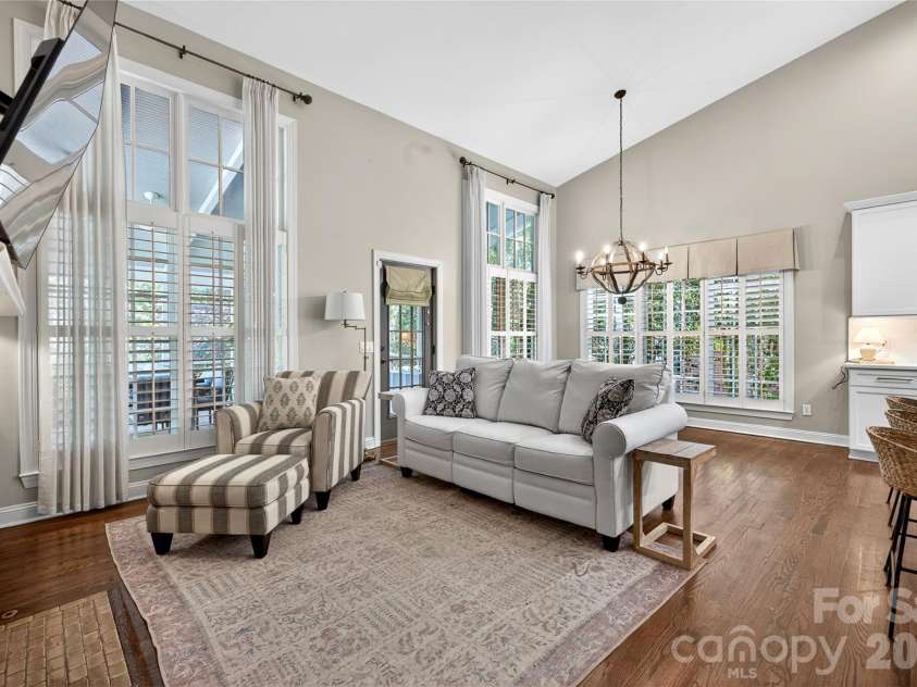 7331 Versailles Lane, Charlotte, NC 28277.  MLS# CAR4375821, YatesRealty ID 17303. 