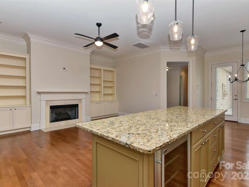 17210 Sulky Plough Road, Charlotte, NC 28277.  MLS# CAR4263867, YatesRealty ID 17305. Kitchen
