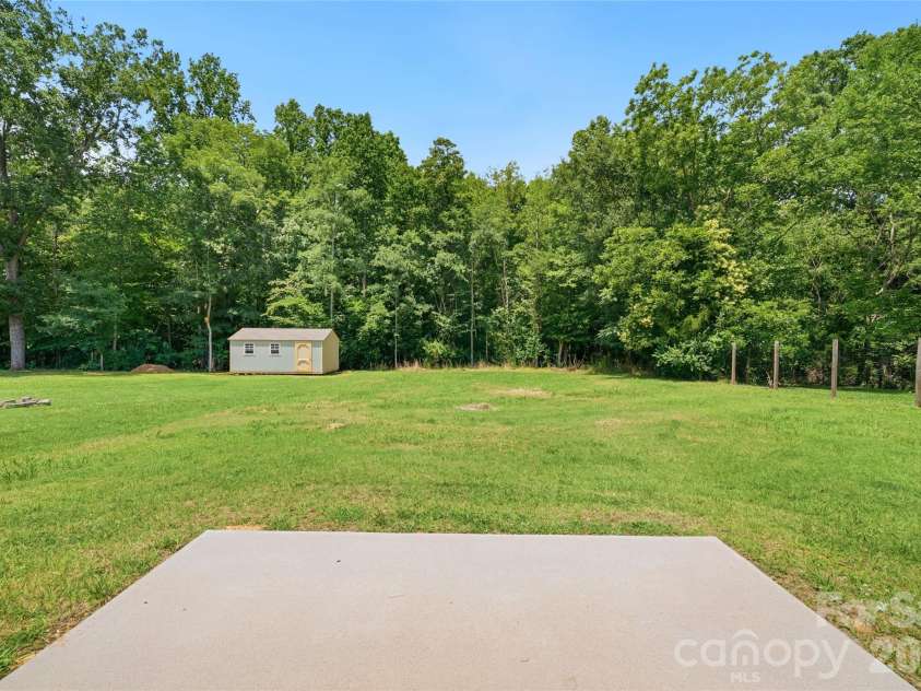 851 Armfield Street, Waxhaw, NC 28173.  MLS# CAR4330149, YatesRealty ID 17305. 