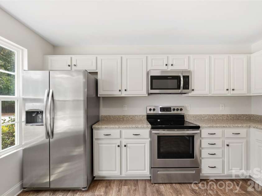 851 Armfield Street, Waxhaw, NC 28173.  MLS# CAR4330149, YatesRealty ID 17305. 