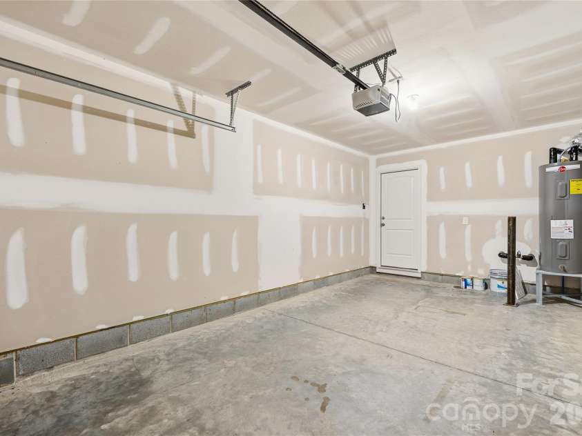 851 Armfield Street, Waxhaw, NC 28173.  MLS# CAR4330149, YatesRealty ID 17305. 