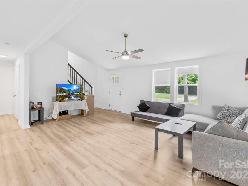 221 Reliance Road, Kings Mountain, NC 28086.  MLS# CAR4266635, YatesRealty ID 17306. 