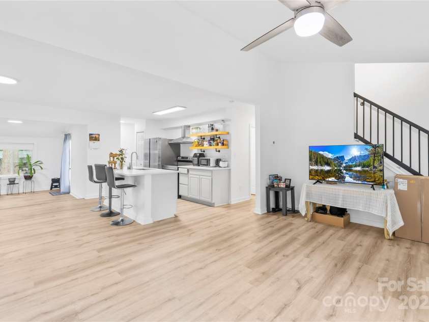 221 Reliance Road, Kings Mountain, NC 28086.  MLS# CAR4266635, YatesRealty ID 17306. 