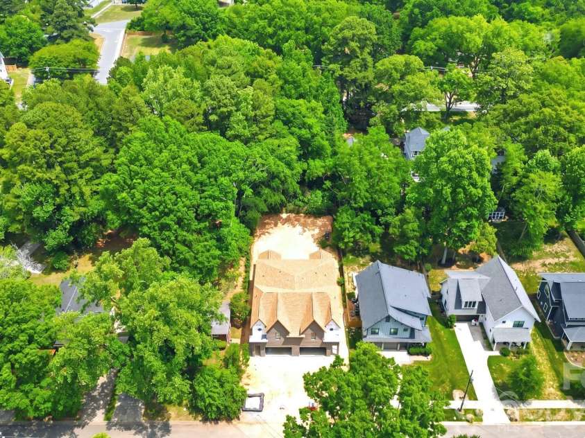 2625 Springway Drive, Charlotte, NC 28205.  MLS# CAR4333853, YatesRealty ID 17307. 