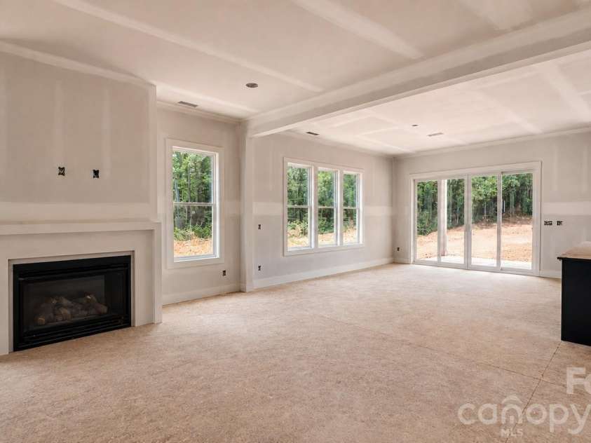 2625 Springway Drive, Charlotte, NC 28205.  MLS# CAR4333853, YatesRealty ID 17307. 