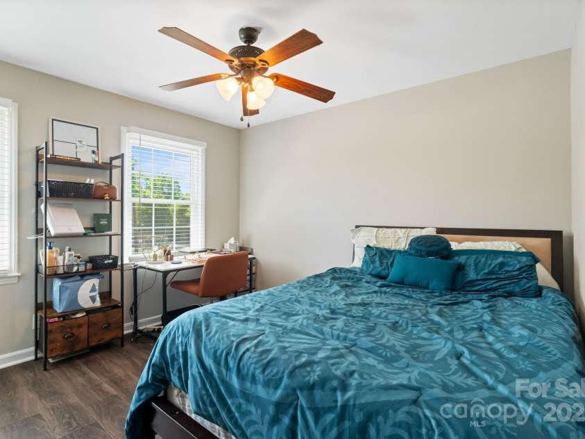 6354 Old Pineville Road, Charlotte, NC 28217.  MLS# CAR4241134, YatesRealty ID 17307. 