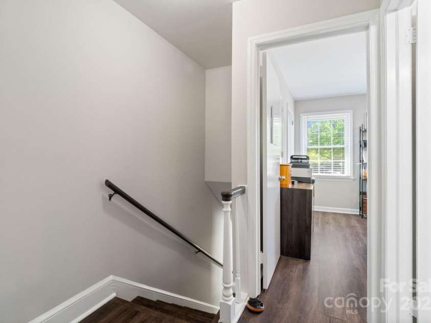 6354 Old Pineville Road, Charlotte, NC 28217.  MLS# CAR4241134, YatesRealty ID 17307. 