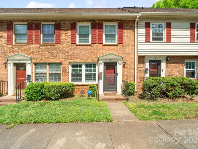6354 Old Pineville Road, Charlotte, NC 28217.  MLS# CAR4241134, YatesRealty ID 17307. 