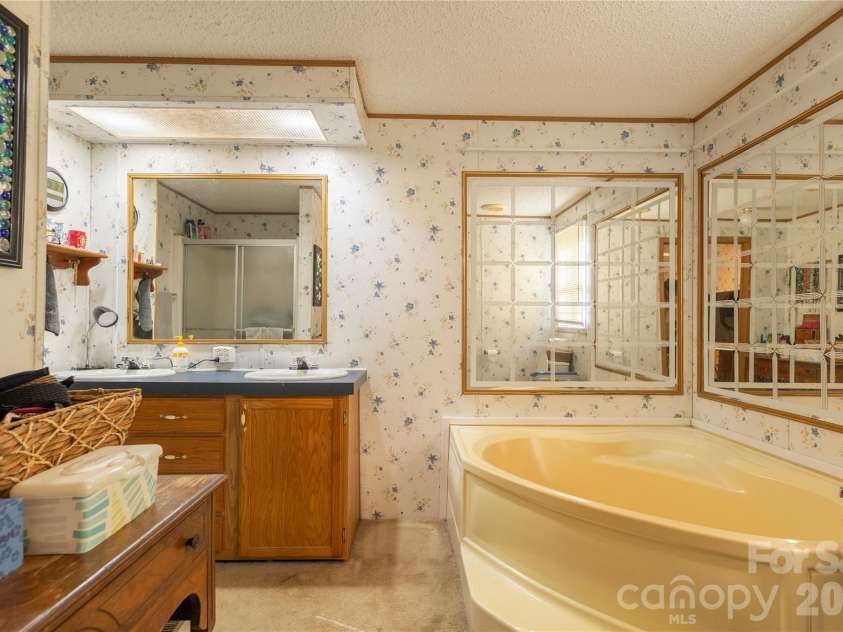 261 Groves Parkway, Union Mills, NC 28167.  MLS# CAR4370853, YatesRealty ID 17308. 