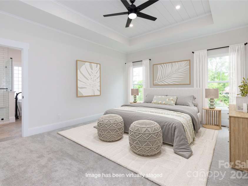 111 Laura Trace, Hendersonville, NC 28792.  MLS# CAR4211546, YatesRealty ID 17311. 