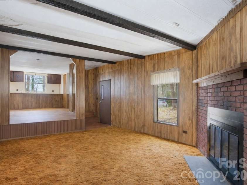 3354 Wilkesboro Highway, Statesville, NC 28625.  MLS# CAR4355707, YatesRealty ID 17312. VIRTUAL STATING - removed some items
