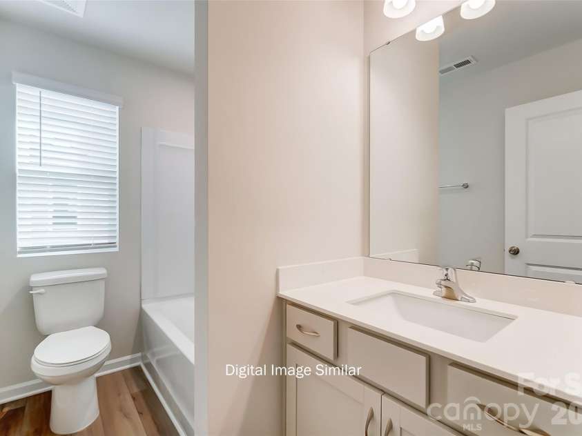 6026 Mallow Crossing Lane, Charlotte, NC 28213.  MLS# CAR4344708, YatesRealty ID 17313. 