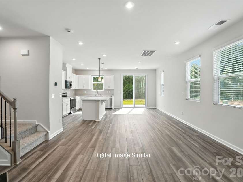 6026 Mallow Crossing Lane, Charlotte, NC 28213.  MLS# CAR4344708, YatesRealty ID 17313. 