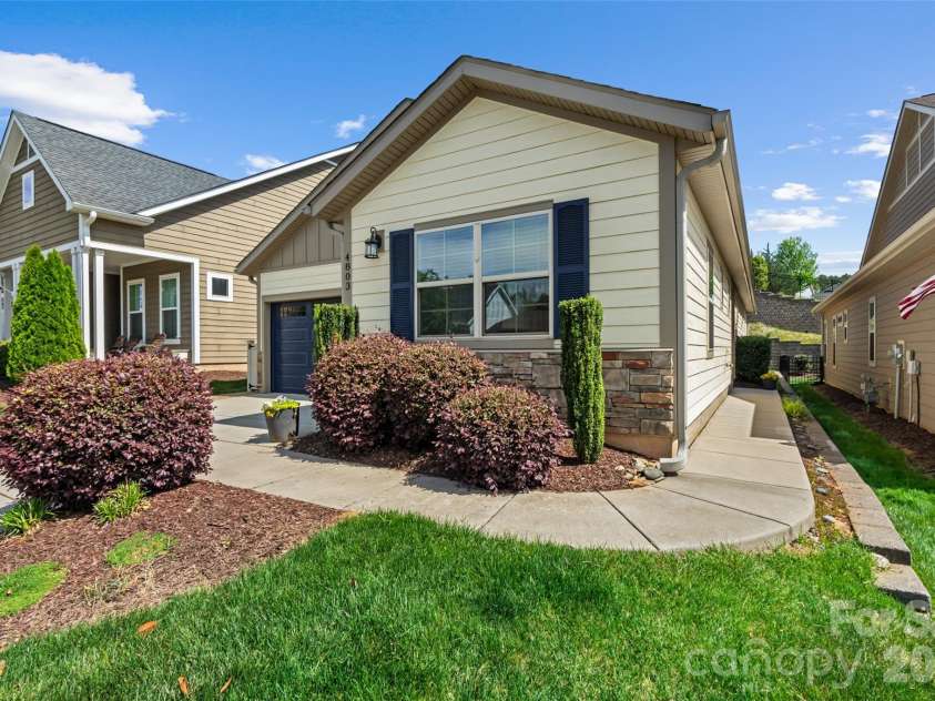 4803 Looking Glass Trail, Denver, NC 28037.  MLS# CAR4370285, YatesRealty ID 17315. 