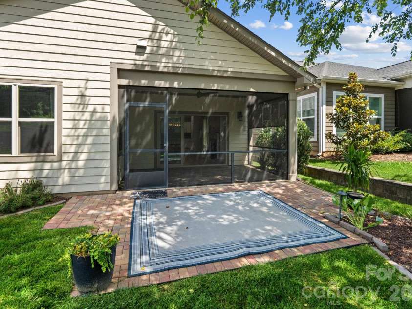 4803 Looking Glass Trail, Denver, NC 28037.  MLS# CAR4370285, YatesRealty ID 17315. 