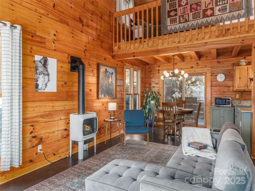 3424 Wesley Creek Road, Clyde, NC 28721.  MLS# CAR4227110, YatesRealty ID 17316. 