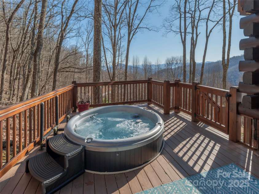 3424 Wesley Creek Road, Clyde, NC 28721.  MLS# CAR4227110, YatesRealty ID 17316. 