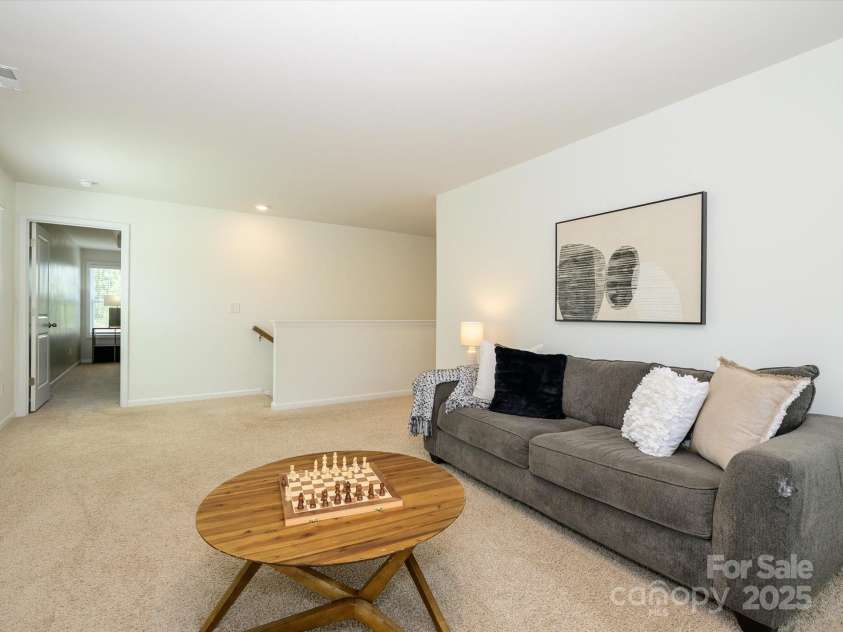 5012 Oakmere Road, Waxhaw, NC 28173.  MLS# CAR4238795, YatesRealty ID 17317. 