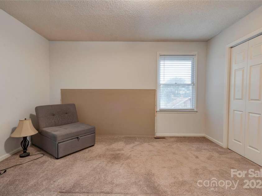 1304 Cambridge Drive, Shelby, NC 28152.  MLS# CAR4213592, YatesRealty ID 1732. Bedroom 3