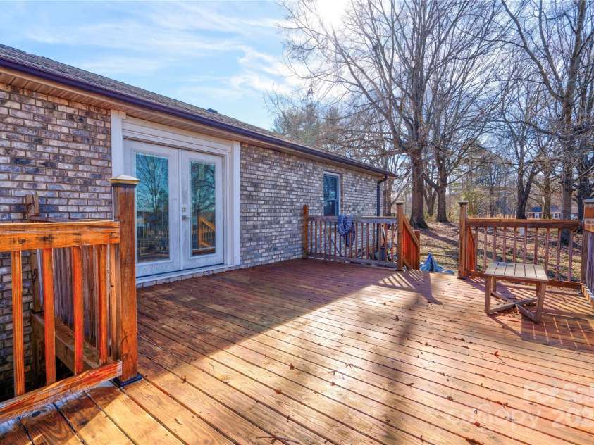 1304 Cambridge Drive, Shelby, NC 28152.  MLS# CAR4213592, YatesRealty ID 1732. Rear Deck