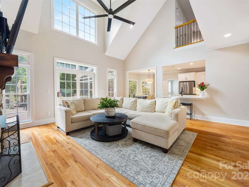 6409 Barkley Farm Road, Huntersville, NC 28078.  MLS# CAR4259962, YatesRealty ID 17320. 