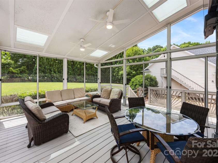 6409 Barkley Farm Road, Huntersville, NC 28078.  MLS# CAR4259962, YatesRealty ID 17320. 