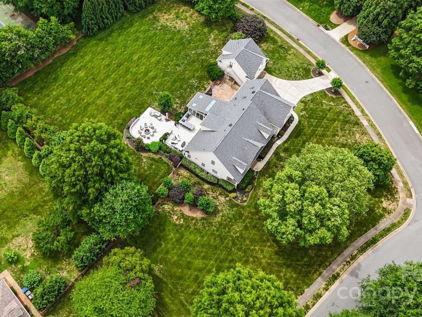 6409 Barkley Farm Road, Huntersville, NC 28078.  MLS# CAR4259962, YatesRealty ID 17320. 