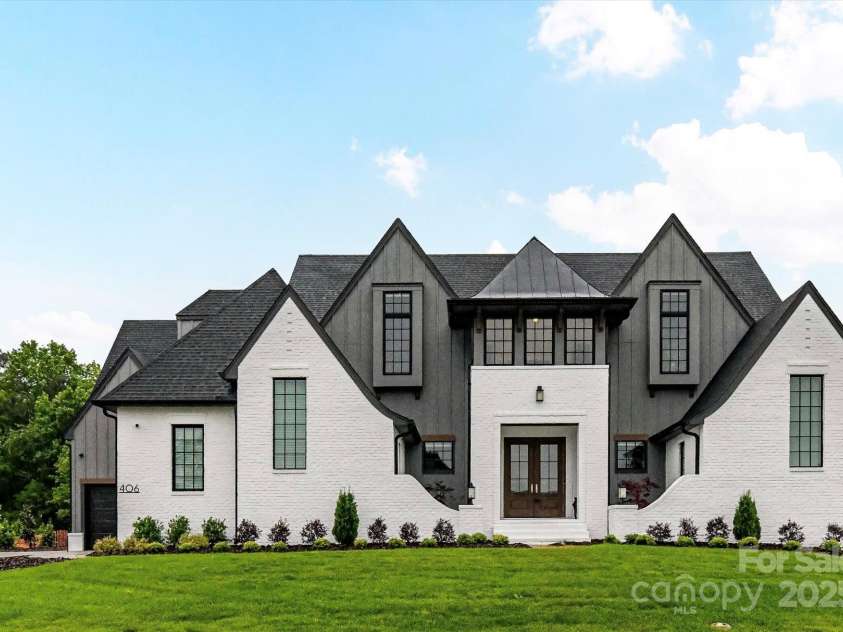 406 Sugar Maple Lane, Weddington, NC 28104.  MLS# CAR4240293, YatesRealty ID 17321. 