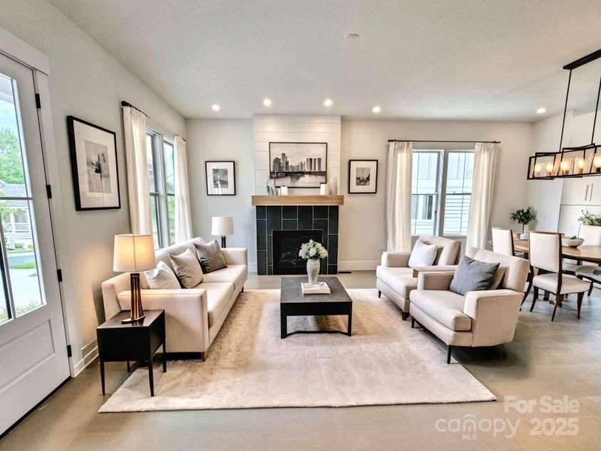 10 Hidden Pond Lane, Brevard, NC 28712.  MLS# CAR4263846, YatesRealty ID 17322. 