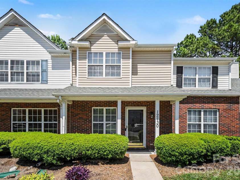12730 Spirit Bound Way, Charlotte, NC 28273.  MLS# CAR4373318, YatesRealty ID 17322. 