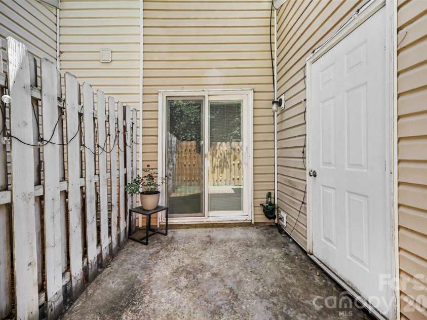 12730 Spirit Bound Way, Charlotte, NC 28273.  MLS# CAR4373318, YatesRealty ID 17322. 