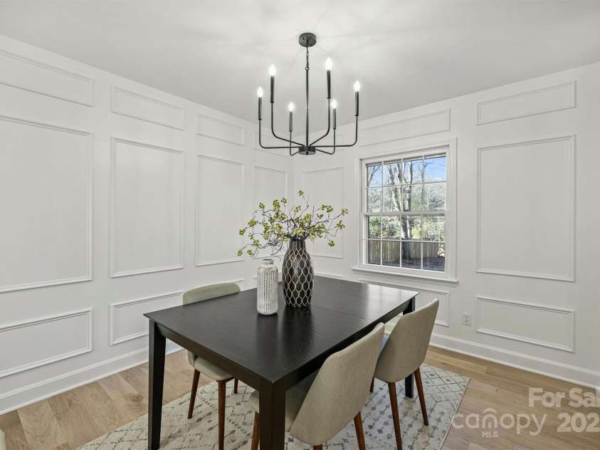 6706 Queensberry Drive, Charlotte, NC 28226.  MLS# CAR4281560, YatesRealty ID 17323. 