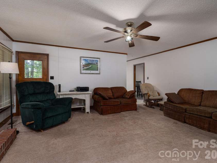 602 Lee Street, Kings Mountain, NC 28086.  MLS# CAR4374283, YatesRealty ID 17324. 