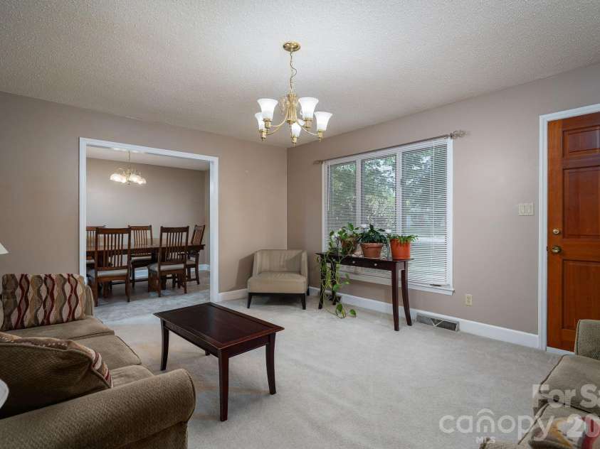 602 Lee Street, Kings Mountain, NC 28086.  MLS# CAR4374283, YatesRealty ID 17324. 