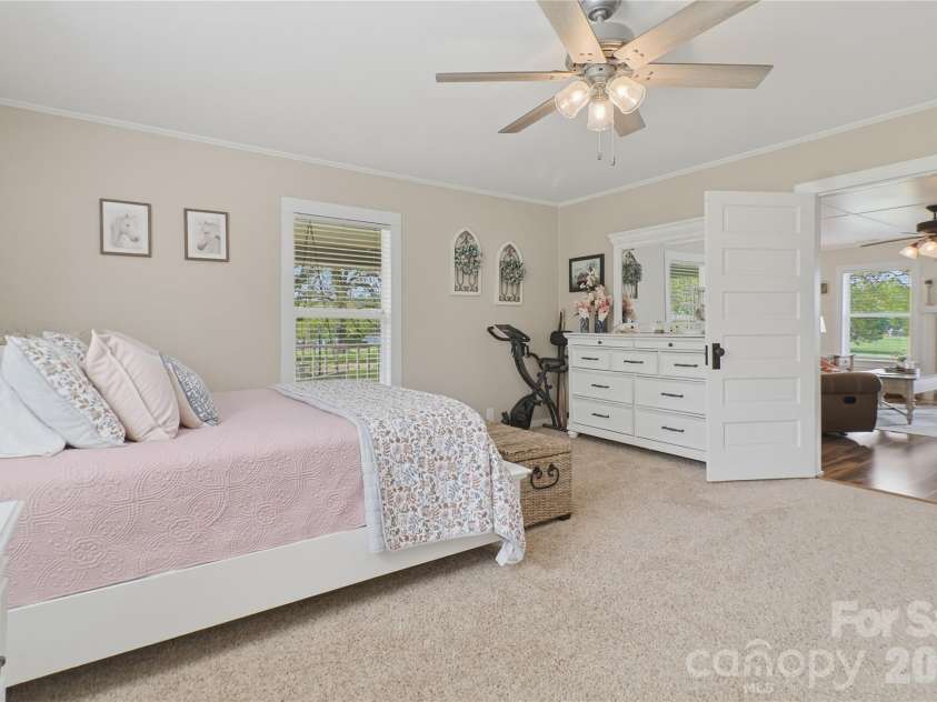 104 Ware Loop Drive, Kings Mountain, NC 28086.  MLS# CAR4366952, YatesRealty ID 17325. 