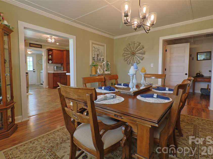 104 Ware Loop Drive, Kings Mountain, NC 28086.  MLS# CAR4366952, YatesRealty ID 17325. 