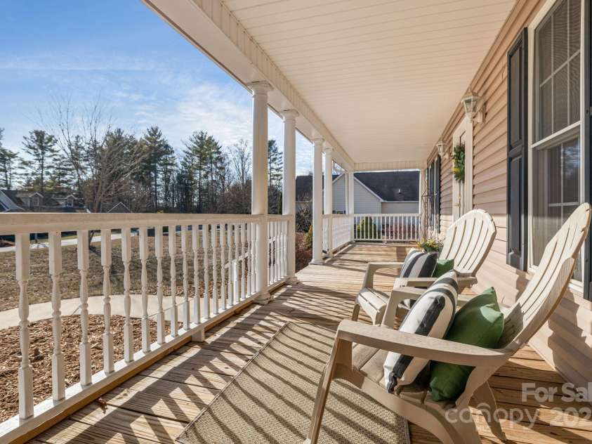 198 Double Brook Drive, Weaverville, NC 28787.  MLS# CAR4209394, YatesRealty ID 17325. 