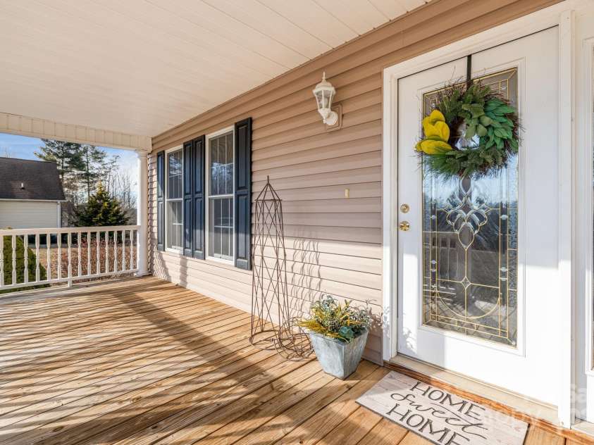 198 Double Brook Drive, Weaverville, NC 28787.  MLS# CAR4209394, YatesRealty ID 17325. 