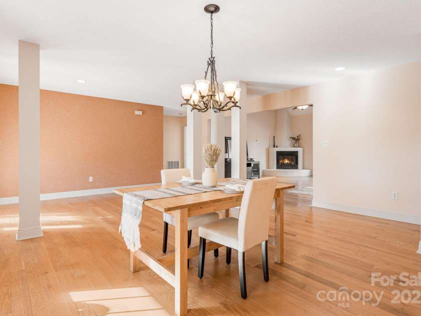 198 Double Brook Drive, Weaverville, NC 28787.  MLS# CAR4209394, YatesRealty ID 17325. 