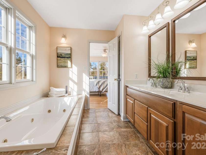 198 Double Brook Drive, Weaverville, NC 28787.  MLS# CAR4209394, YatesRealty ID 17325. 