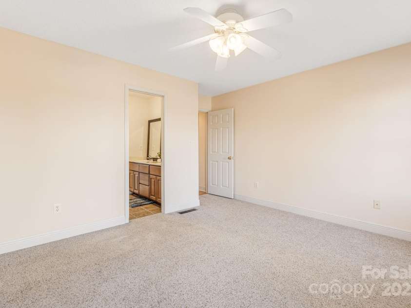 198 Double Brook Drive, Weaverville, NC 28787.  MLS# CAR4209394, YatesRealty ID 17325. 