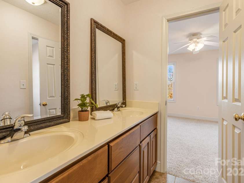 198 Double Brook Drive, Weaverville, NC 28787.  MLS# CAR4209394, YatesRealty ID 17325. 