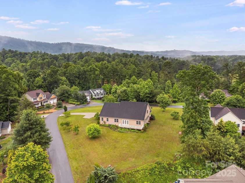 198 Double Brook Drive, Weaverville, NC 28787.  MLS# CAR4209394, YatesRealty ID 17325. 