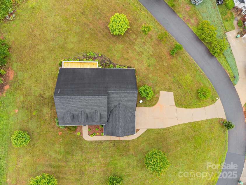 198 Double Brook Drive, Weaverville, NC 28787.  MLS# CAR4209394, YatesRealty ID 17325. 