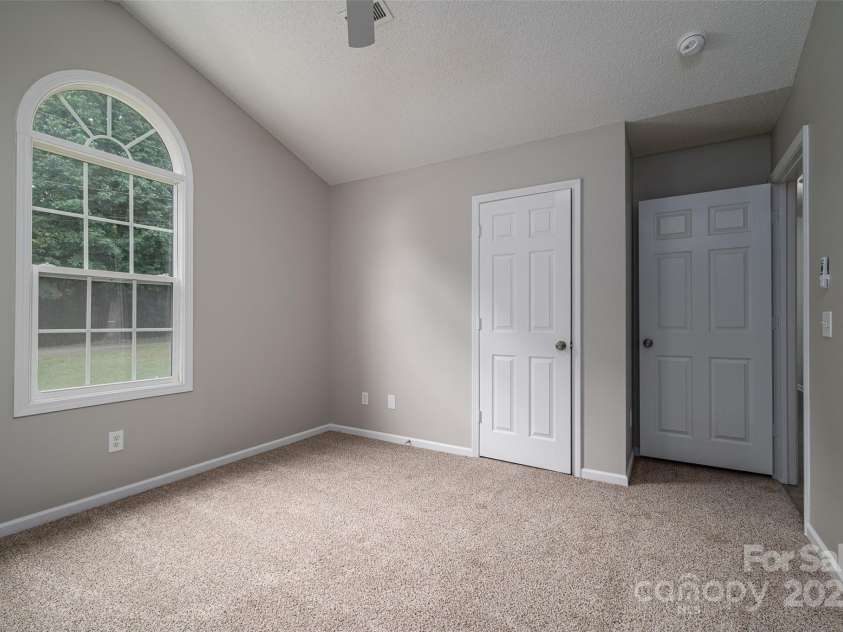1520 28th Street, Hickory, NC 28602.  MLS# CAR4262661, YatesRealty ID 17326. Bedroom 3 View 1