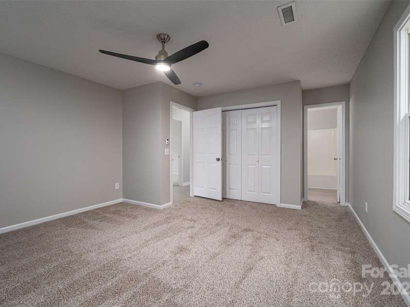 1520 28th Street, Hickory, NC 28602.  MLS# CAR4262661, YatesRealty ID 17326. Primary Bedroom