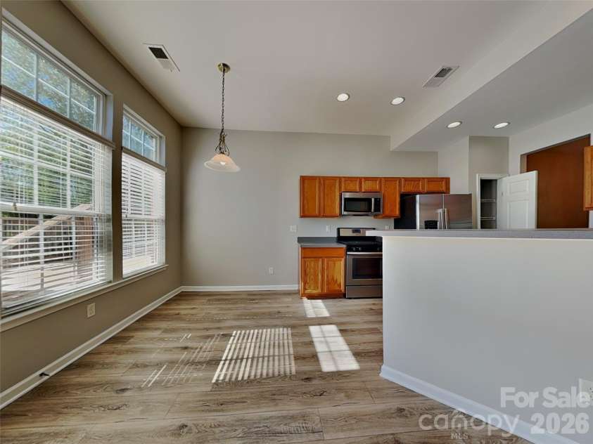 2507 Post Oak Lane, Gastonia, NC 28056.  MLS# CAR4369161, YatesRealty ID 17326. 